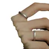 Variedade de anéis opcionais anel fosco anel estilo simples feminino nicho alta qualidade luxo leve moderno moda anel