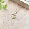 Accesorios de Moda de Alta Gama para Mujer, Colgantes de Acero Inoxidable, Collares Personalizados, Estilo Lujo Ligero, Joyería de Nicho, Disponibles en Stock