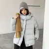 Nova Jaqueta de Penas Leve com Costelas Slim-Fit para Mulheres, 95% Penugem de Pato Branco, Com Capuz, Curta, Roupa de Inverno Quente para Mulheres