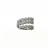 Anillo de Zirconia Súper Brillante Ancho de Tres Capas Pavimentado para Mujer Nuevo Estilo Diseño de Nicho Lujo Ligero Versátil Abierto Ajustable Anillo de Dedo para Mujer