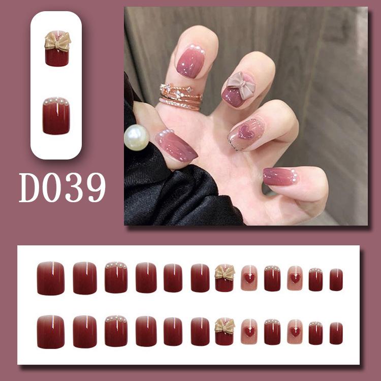 D039