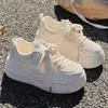 Zapatillas Blancas para Mujer 2026 Nuevas de Primavera/Verano Versátiles Zapatos de Suela Gruesa Zapatos que Aumentan la Altura para Combinar con Pantalones de Pierna Ancha Zapatos Deportivos Casuales