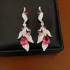 Pendientes de Botón Vintage Usados de Circonita Cúbica Forma de Gota de Agua Hoja Pendientes Exquisitos de Nicho Joyería para Orejas de Lujo Ligero Gama Alta Venta al por Mayor