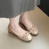 Zapatos Mary Jane de satén con lazo, mocasines de corte bajo, nuevos zapatos planos de verano, estilo femenino suave 2026
