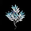 Coleção de Broches de Zircônia em Cor Gradiente de Luxo: Pins com Design de Beija-flor, Borboleta, Flor e Espiga de Trigo - Fornecimento Direto da Fábrica