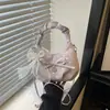 Exquisito diseño de nube de lunares estilo coreano, nuevo diseño plisado dulce y fresco, bolso cruzado elegante con cadena
