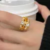 Anillo doble C microincrustado de circón estilo europeo y americano para mujer, nueva moda, alta gama, popular, personalizado, anillo abierto ajustable