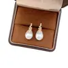 Lujo Ligero, Elegante y de Alta Gama Conjunto de Pendientes y Collar de Perlas, Pendientes Elegantes y de Diseño, Pendientes de Perla Gota de Agua, Suave