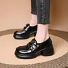 Comércio Exterior Estilo Britânico Bico Redondo Outono Novo Sola Grossa Boca Profunda Dupla Fileira de Botões Aplique Salto Grosso Moda Versátil Sapatos Femininos Individuais