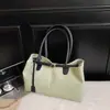 Bolsa de Grande Capacidade para Mulheres 2025 Nova Moda Outono Estilo Simples Preguiçoso Uma Alça Roupas de Trabalho Bolsa Tote Casual de Mão