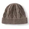 Gorro de cachemira para mujer, suave y cálido, diseño simple, nuevo estilo otoño/invierno, moderno y versátil, gorro de punto casual, adecuado para ciclismo y clima frío