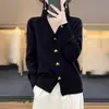 2026 Novo Versátil Primavera e Outono Padrão de Coração Moda Cor Sólida Malha Solta Cardigan Suéter Casaco Estiloso Top para Mulheres