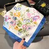 Bufanda Cuadrada de Seda Estampada con Brocado de Flores Bufanda Cuadrada Chal de Alta Calidad Bufanda Pequeña Cuadrada para Cuello Pañuelo para la Cabeza Bufanda para Mujer