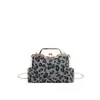 Bolso Pequeño Cuadrado Casual para el Trayecto 2025 Nuevo de Moda Tendencia Bolso de Hombro Único Cruzado Bolso de Noche de Lentejuelas y Estampado de Leopardo de Nicho