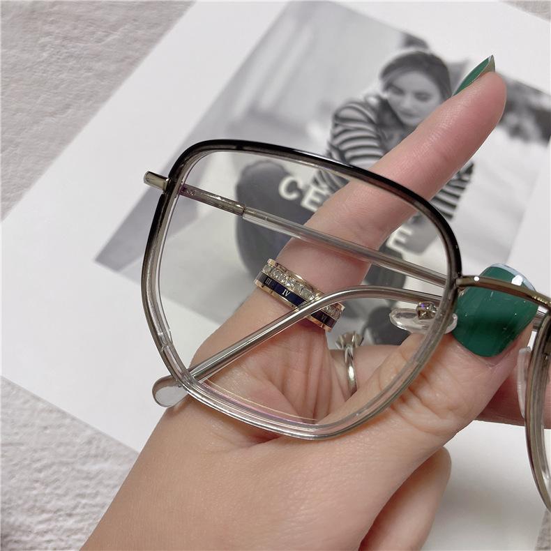 86158298226EAE30ED81D88BBAF982