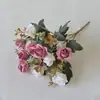 Fotografia Artificial Realista de Rosa Diamante de 6 Pontas com 12 Flores em Cores de Outono, Pequeno Buquê de Flores para Comércio Exterior e Decoração Transfronteiriça, Pequeno Buquê de Flores de Tecido de Seda