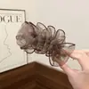 Grampo Banana Floral Temperamental Deixa o Cabelo com Aspecto Volumoso Grampo de Cabelo para Mulheres 2026 Novo Estilo Grampo Vertical para a Parte de Trás da Cabeça Penteado Meio Preso Rabo de Cavalo Alto Presilha de Cabelo