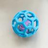 Juguete de bola hueca para cachorros y gatos, pelota de goma TPR, campana navideña, juguete para mascotas, fuente de fabricantes