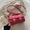 2024 Novo Inverno Estilista Em Relevo Desenho Animado Popular Nicho Portátil Pequena Bolsa Quadrada Bolsa de Ombro Feminina All-match Bolsa Crossbody