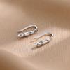 Shijia Pão Cozido no Vapor em Pó Leve Leite Branco Brincos Pérola Feminino S925 Sterling Silver Needle Nicho High-end All-match Novos Brincos