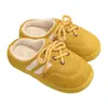 2025 Zapatillas de Media Pantufla con Puntera de Gamuza Ropa de Abrigo para Mujer Otoño e Invierno Cuadros Zapatos Perezosos de Suela Gruesa sin Tacón para Mujer Venta al por Mayor