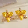 Gargantilla de metal con flor de gota de aceite estilo europeo y americano, collar de clavícula de pétalos único y exagerado, joyería de alta gama estilo vacacional transfronterizo