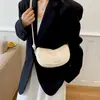 Elegante Bolsa de Axila Feminina, Tendência Outono 2026, Bolsa de Ombro Versátil, Moda para o Trabalho Bolsa Transversal Meia-lua