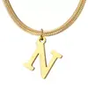 Colar com Pingente de Letra Inglesa em Aço Titânio Banhado a Ouro Real 18K, Design de Nicho, Joia Acessório Simples e de Alto Padrão para Mulheres