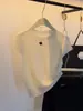 Encantadora y hermosa camiseta de punto azul de manga corta y cuello redondo para mujer, ligera de seda helada para el verano, versátil para ir al trabajo