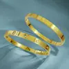 E-commerce Transfronteiriço Design de Aço Inoxidável de Alta Luxo Punk Retrô Personalidade Pulseira Simples de Couro Fabricante Estoque Pronto