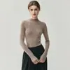 Suéter feminino de malha fina 100% lã Yangzi, lavável à máquina, gola semi-alta, justo, sem costura, ajuste slim, blusa de base de tricô