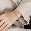 Pulsera Francesa Nueva Nicho Literaria Retro Romboidal Martillada Moda para Mujer Pulsera Personalizada de Acero de Titanio