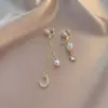 Celebridad de Internet Estrella Luna Aretes Asimétricos Cadena de Borlas Exquisitos Pendientes Largos de Perla Dulces Sin Perforaciones Venta al por Mayor