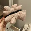 Grampo de Banana Estilo Coreano com Enchimento de Algodão Deixa o Cabelo com Aparência Volumosa Grampo de Cabelo para Rabo de Cavalo para Mulheres Alta Elasticidade Parte de Trás da Cabeça Versátil Presilha para Coque