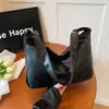 Bolsa de Gran Capacidad para Mujer en Verano, Versátil Nuevo Diseño Retro de Nicho 2025 Bolso de Hombro Cruzado Único para Mujer, Bolso Dumpling