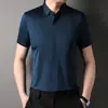 Camisa de color liso nueva de verano para hombre, camisa de manga corta, camisa transpirable sin costuras de media manga 2023 para hombre