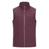 Coletes softshell leves e macios para primavera e outono, personalizáveis com logotipos, adequados para atividades ao ar livre, eventos de team-building e como uniformes de trabalho.; disponível com texto impresso ou bordado