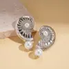 Pendientes Minimalistas Europeos y Americanos con Patrón de Caracola y Perlas Artificiales, Estilo Vacaciones en la Costa, Pendientes de Moda de Nicho de Gama Alta