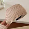 Diadema Ancha Plisada Estilo Coreano para Mujer 2026 Nuevo Estilo Diadema Que Hace que el Rostro Parezca Más Pequeño, Pinza de Color Sólido Accesorio para el Cabello