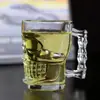 Venta al por mayor de fabricante Tarro de cerveza de vidrio de material alto blanco Tarro de cerveza de barril 1 litro Tarro de cerveza 0.4 litros 0.3 litros Tarro de cerveza publicitario