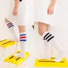 Venta de Liquidación [Calcetines a Rayas Hasta la Rodilla] Calcetines de Fútbol para Niños al por Mayor Algodón Coreano Sin Talón Rayados de Altura Media