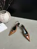 Zapatos Negros de Tacón Alto de Venta Caliente Primavera 2026 para Mujer, Tacón de Aguja, Zapatos de una Sola Tira con Hebilla en V, Sandalias de Punta Fina, Zapatos de una Sola Tira con Correa Trasera y Tacón Kitten