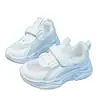 Sapatos infantis 2025 primavera e verão novos sapatos esportivos respiráveis de malha para meninos sapatos de malha para meninas sapatos de corrida para crianças de médio e grande porte