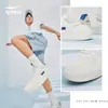 Tênis Hongxing Erke Masculino Sapatos Brancos 2023 Novo Air Force One Sola Grossa Sapatos Casuais Brancos Tênis Esportivo