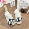 Zapatos de suela gruesa con agujeros para mujer, nuevos zapatos de verano con sensación de pies, antideslizantes, con altura elevada, sandalias para mujer, zapatillas al por mayor