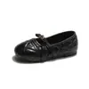 Zapatos Mary Jane a Cuadros Elegantes de Moda Estilo Coreano 2026 Otoño Nuevos Punta Redonda Suela Suave Moño Boca Baja Zapatos de Una Sola Pieza