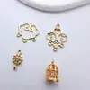 Ouro Cobre Banhado Preservador de Cor Múltiplo Pendurado Nuvem Auspiciosa Floco de Neve Poroso Etiqueta DIY Estilo Antigo Grampo de Cabelo Pingente de Borla Material de Pingente
