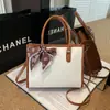 2026 Nova Tendência Transfronteiriça Simples Color-Blocking Feminino Elegante Casual Texturizado Ombro Único Transversal Bolsa de Mão Pequena Quadrada