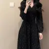 Vestido Longo de Manga Comprida com Gola V e Bolinhas em Estilo Francês, Novo Estilo Outono 2025, Muito Bonito e Elegante, Vestido Longo que Marca a Cintura