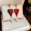 Brincos Vintage de Prata com Diamantes, Brincos de Tarraxa Redondos em Estilo Corte, Luxo Leve e Design Requintado, Brincos de Nicho